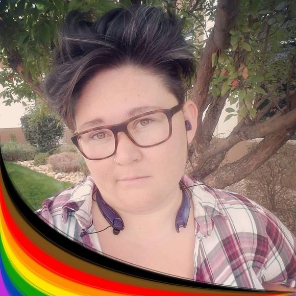 Meet your Posher, Kayt - Picture 1 of 1